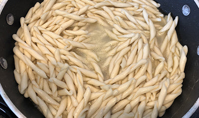 STROZZAPRETI CON VONGOLE