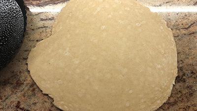 Assemblare la torta di zucchine