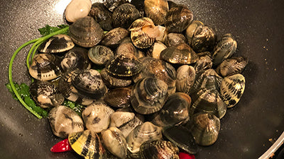SPAGHETTI SENATORE CAPPELLI, VONGOLE E RISOTTATI CON BOTTARGA