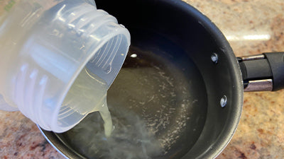 Preparare la gelée al limone ed assemblare la cheesecake