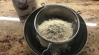 Oat and pistachio sponge cake