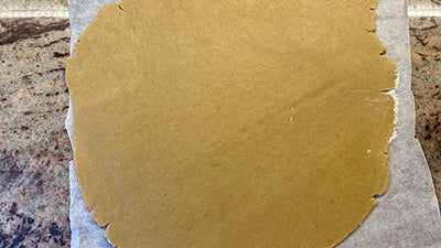 Cuocere la frolla al farro e limone.