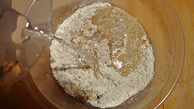 Versa 350 g di acqua