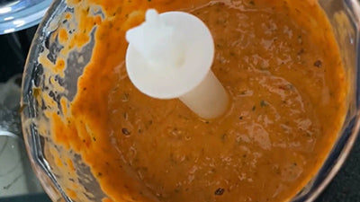 Vollkornnudeln mit Paprikacreme und Ricotta