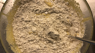 das Eiweiß unterrühren