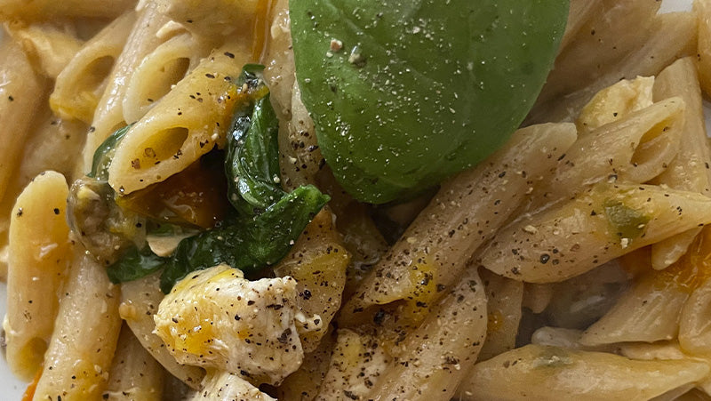 Vollkorn-Penne mit Schwertfisch und Orange