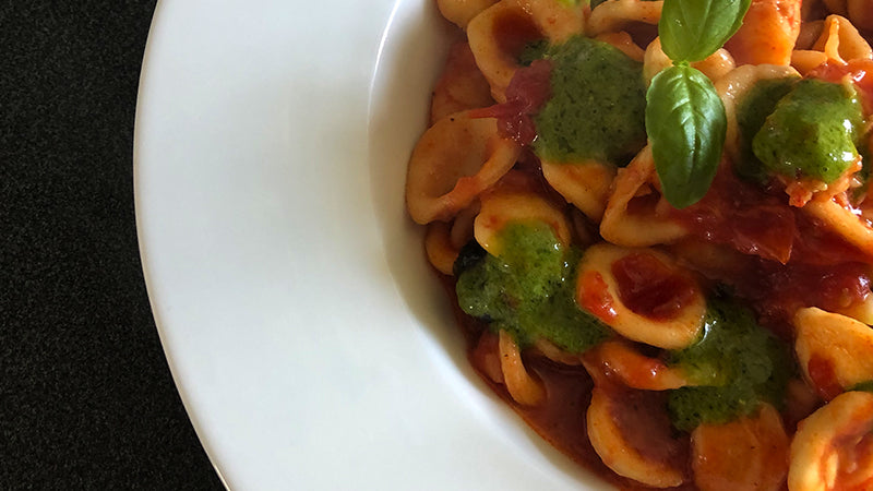 Orecchiette Cappelli mit Garnelen, Kirschtomaten und Pesto