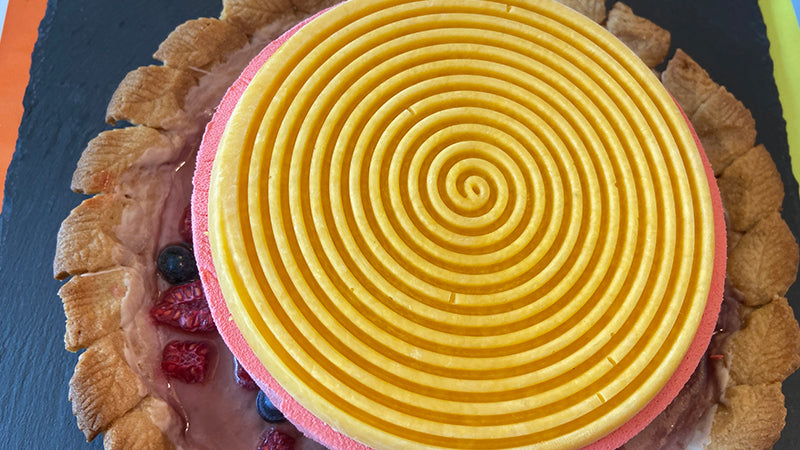 Assemblare il dolce.