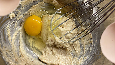 Bereiten Sie die Muffins zu.