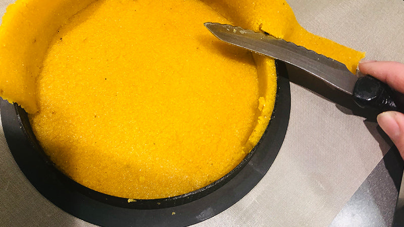 Preparare la frolla di ceci e mais