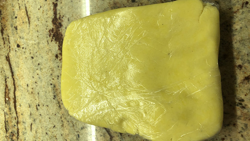 Preparare la frolla allo zenzero 