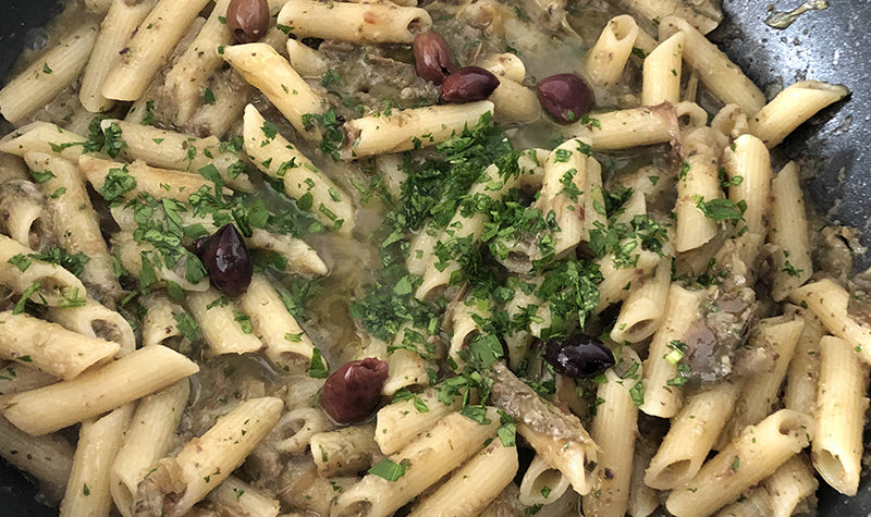 MEZZE PENNE CON CARCIOFI E OLIVE