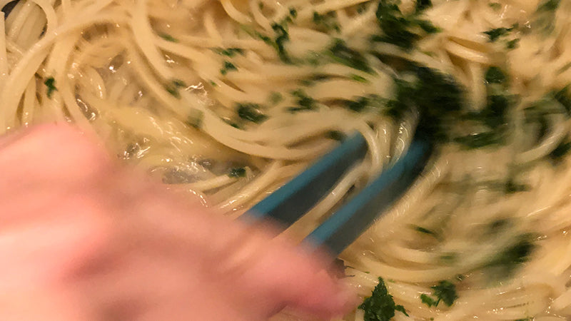 SPAGHETTI SENATORE CAPPELLI, VONGOLE E RISOTTATI CON BOTTARGA