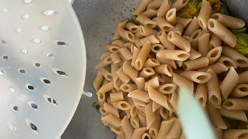 MEZZE PENNE SENATORE CAPPELLI WITH RICOTTA, ZUCCHINI AND FLOWERS