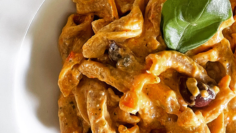 Torchietti integrali con crema di peperoni e ricotta