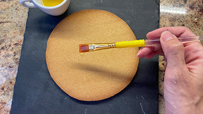 Cuocere la frolla di farro al limone