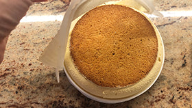 Assemblare e decorare il dolce