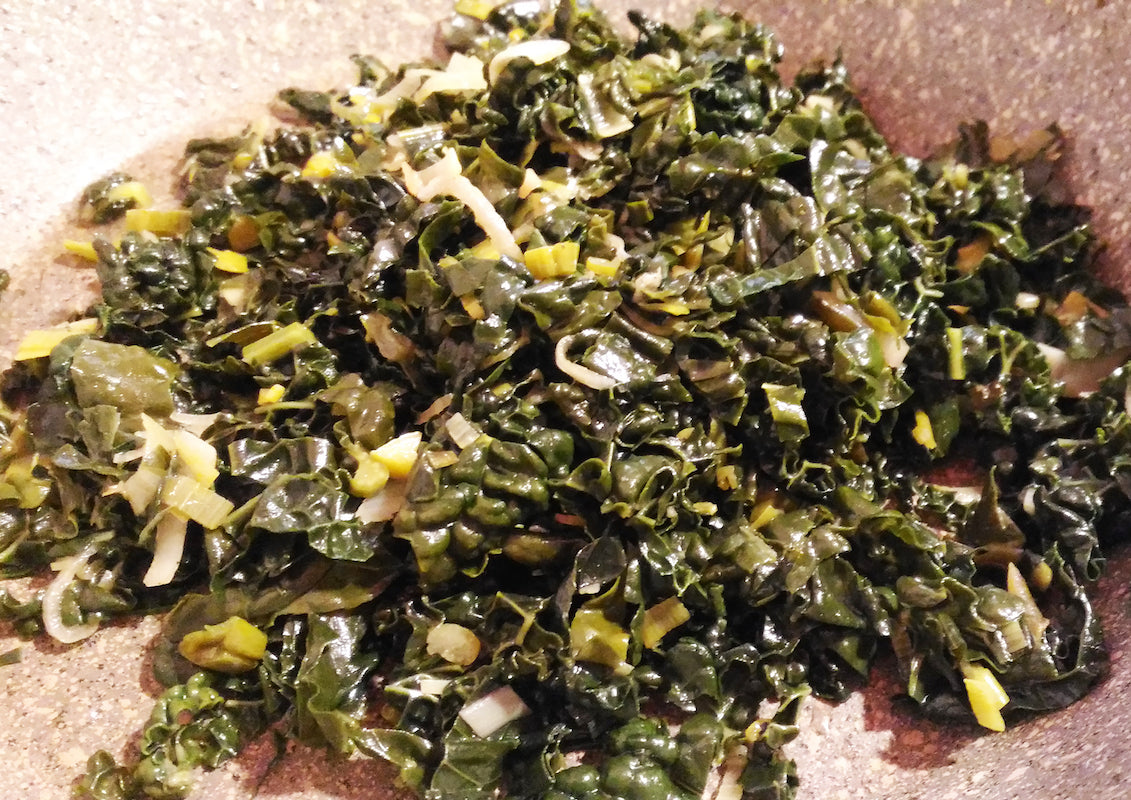 Pesto di Cavolo nero e Nocciole - cottura delle verdure