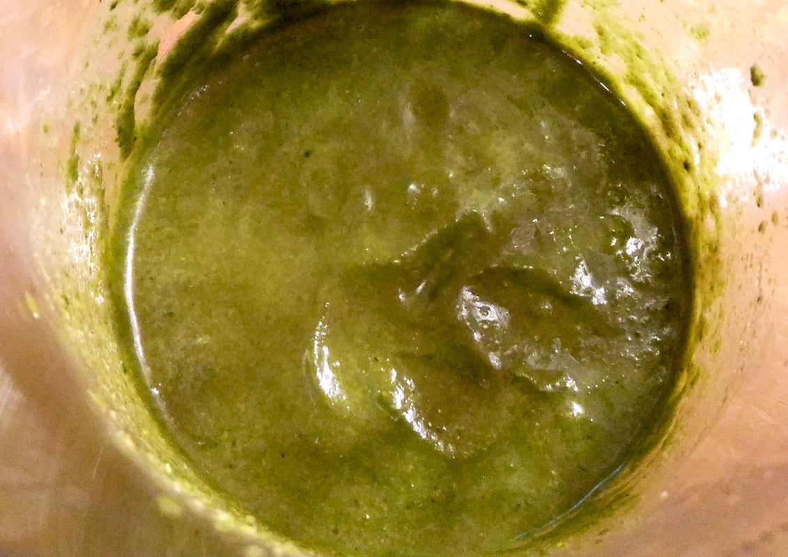 Pesto di Cavolo nero e Nocciole - frullatore (dopo)