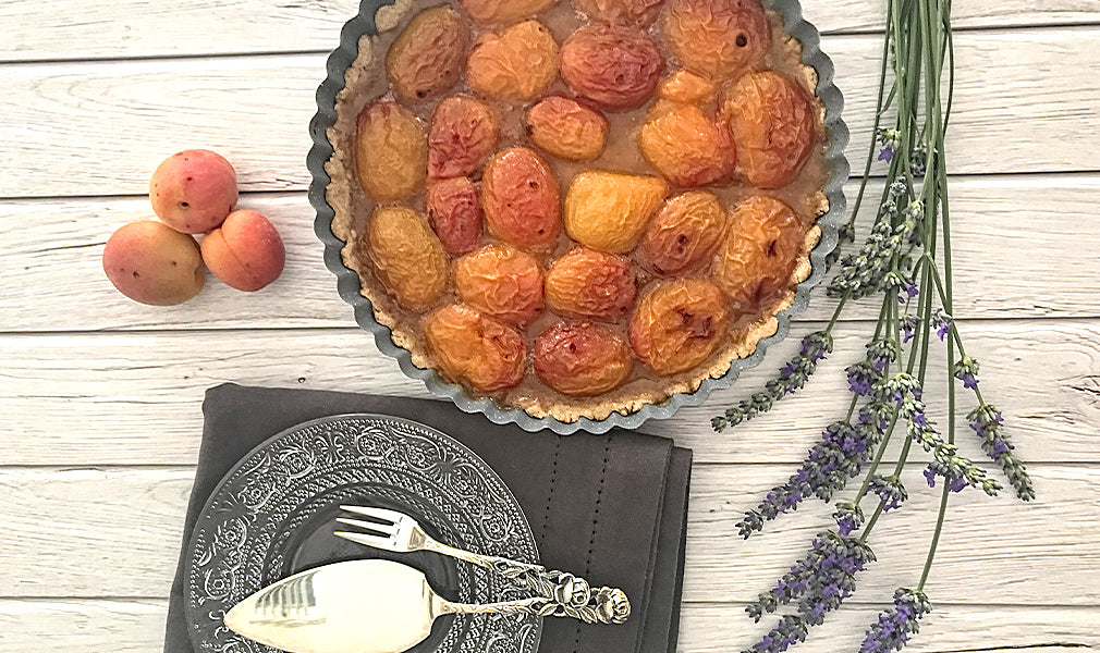 light tart with apricots
