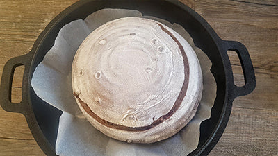 pane con ciliegie a cuocere